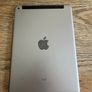 iPad 5th gen with sim Image 5