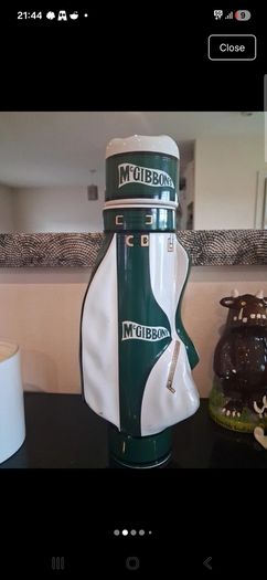 Stunning vintage McGibbon's ceramic golf bag whiskey decanter