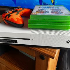 Xbox one s 500 GB with games