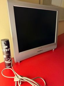 Sharp retro 20" television with remote control