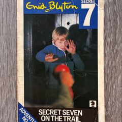 Vintage Enid Blyton: Secret Seven on the Trail
