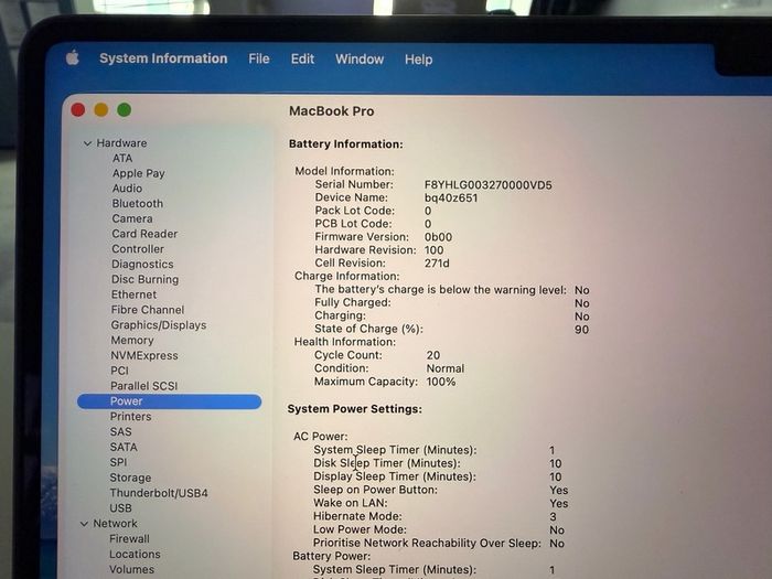 MacBook Pro M5 14-inch 1TB SSD and 16GB Memory