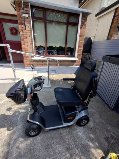 Mobility Scooter Colt 2.0 (like NEW)