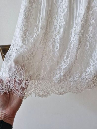 Bardot lace top (Size 10-12,)