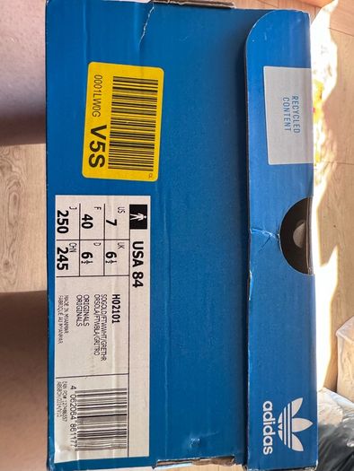 Adidas USA 84