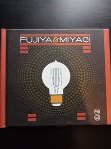 Fujiya and Miyagi - Lightbulbs CD