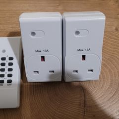 2 Remote Controlled RF Plug Sockets with Remote 13A