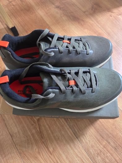 Regatta samaris water proof men shoes, UK 10(44),ised only couple of times, Excellent condition, Postage available