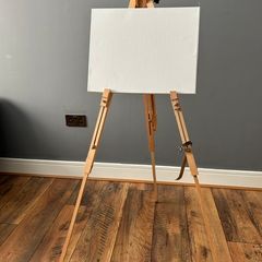 Easel