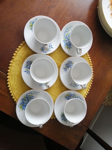 Vintage ALFRED MEAKIN porcelain set
