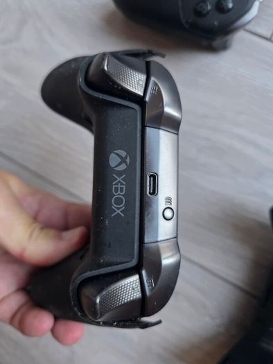 3 x Xbox Elite Series 2 Controllers (Free Post)