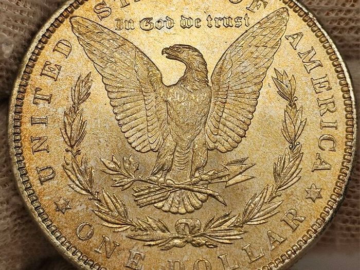 USA United States Silver 1882 Morgan Dollar Beautiful Uncirculated Lustrous Superb!