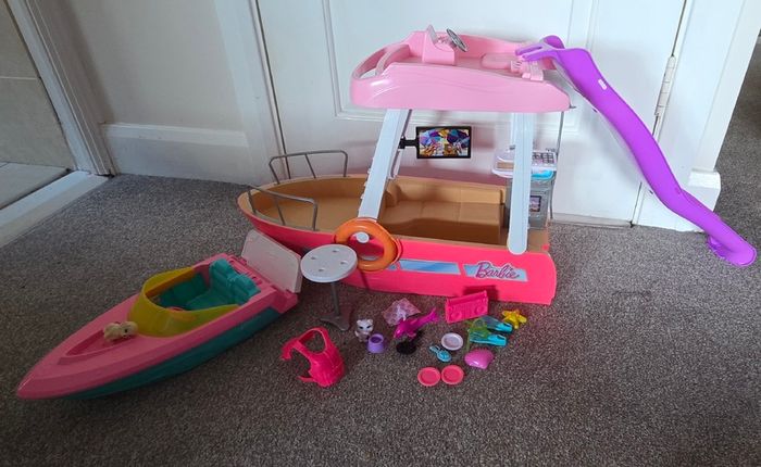 Barbie boats