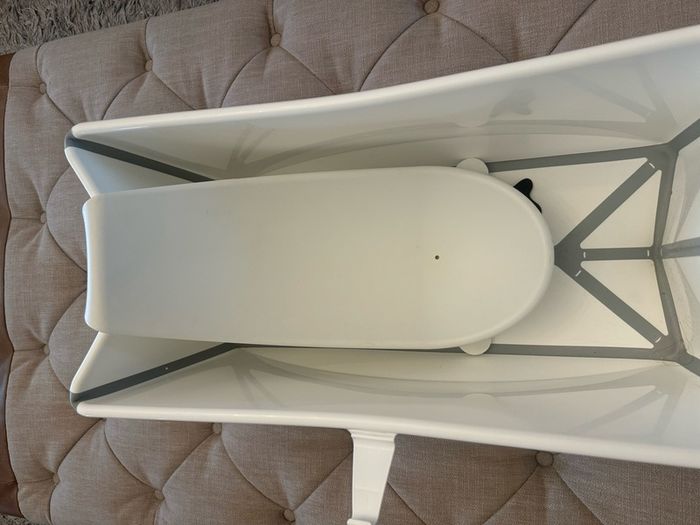 Stokke baby bath and insert