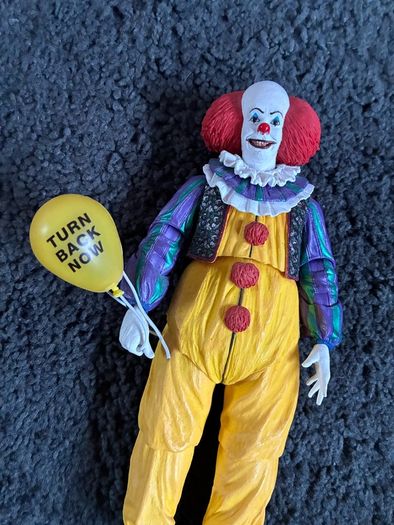 Pennywise 1990 figure IT