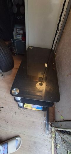 Black glass tv stand