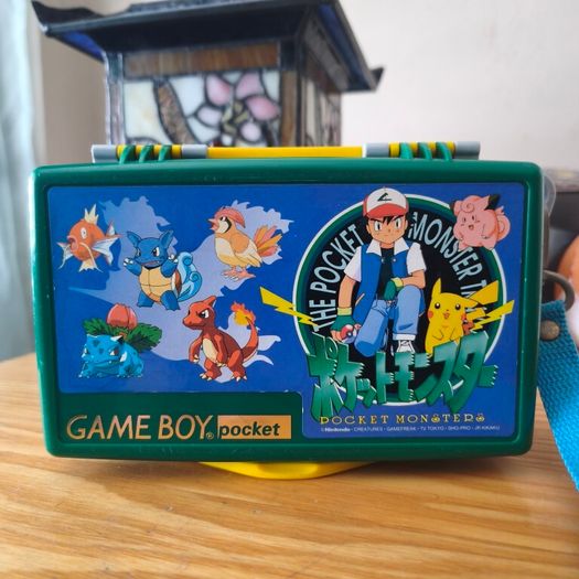 Pokemon Nintendo Game Boy Pocket Carry Case.