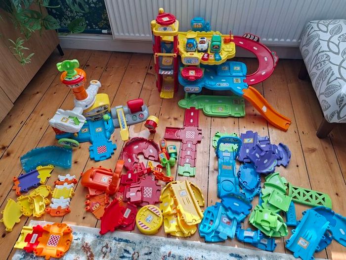 toot toot garage