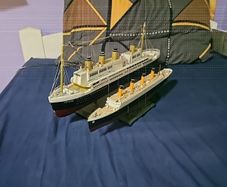 2 Titanic Models (read Description)