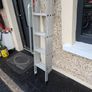 Three piece extendable ladder Image 2