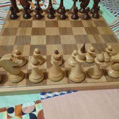 Latvian chess pieces
