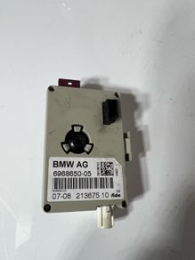 2009  BMW E92 E93 3 Series  MINI Antenna Amplifier 6968650-05 A1l2b524s