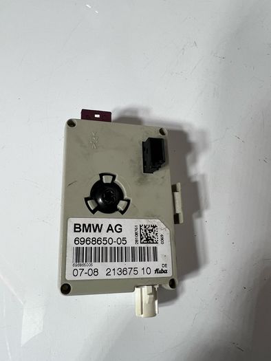 2009  BMW E92 E93 3 Series  MINI Antenna Amplifier 6968650-05 A1l2b524s