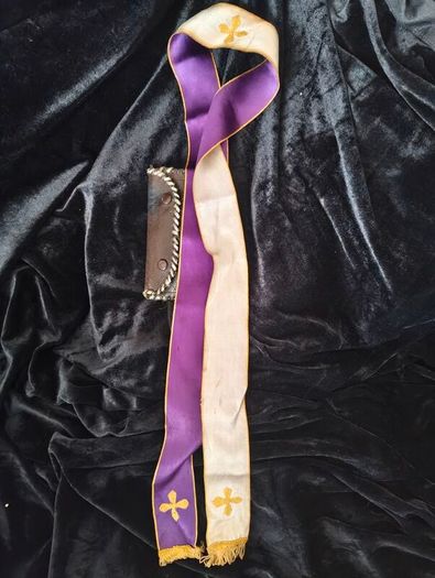 catholic priest purple and gold silk stole