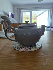 Le Creuset teapot