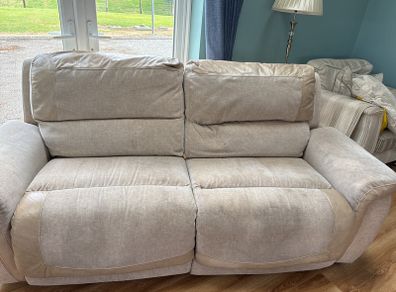 Recliner sofa