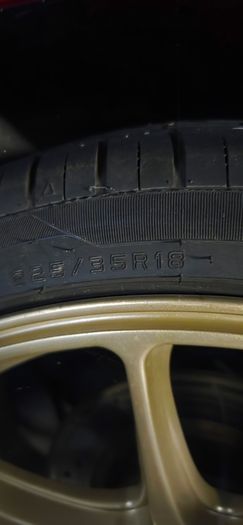 18" Gold alloy wheels