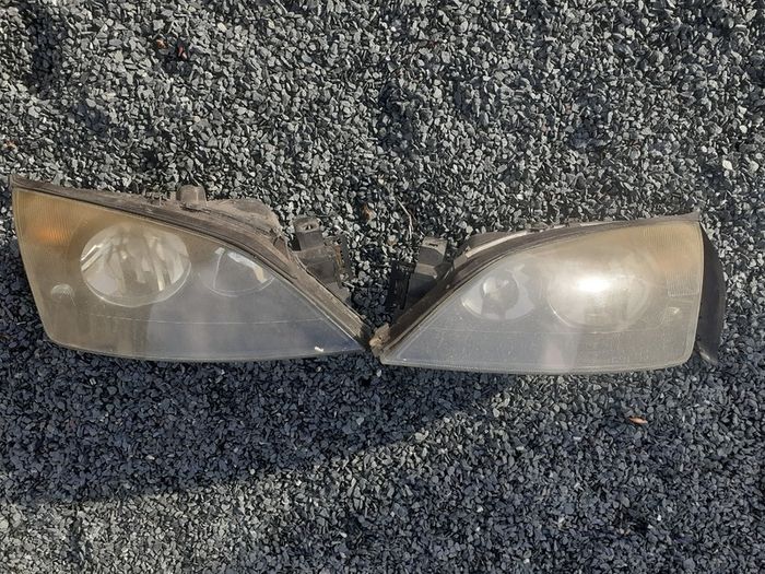 Ford Mondeo Headlights