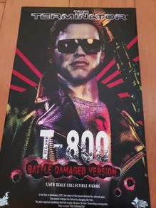 HotToys The Terminator MMS238 Battle Damaged Version Hot Toys