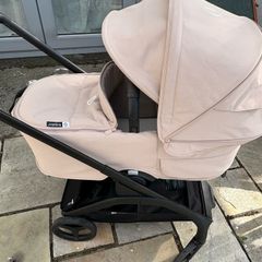 Bugaboo dragonfly pram and car seat and isofix bundle