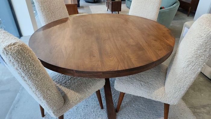 Round Dining Table, Ex Display Like New