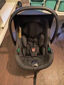 Enfasafe car seat with ISOFix base