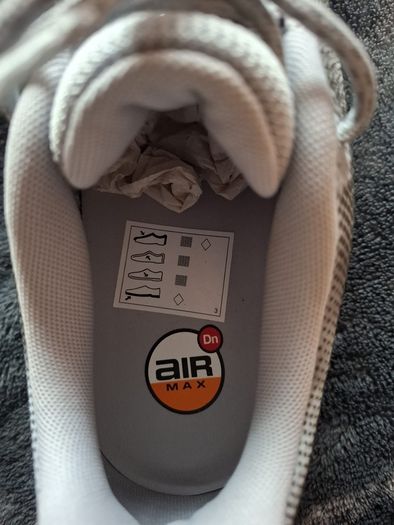 Nike Air Max UK 9.5