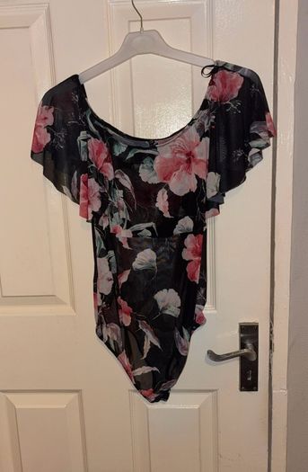 New Look Mesh Floral Bodysuit