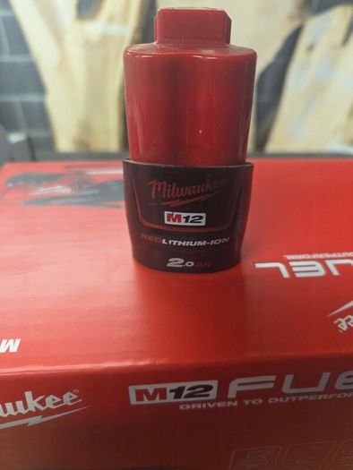 Milwaukee m12 Sander