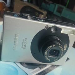 Canon IXUS 70 7.1MP Digital Camera