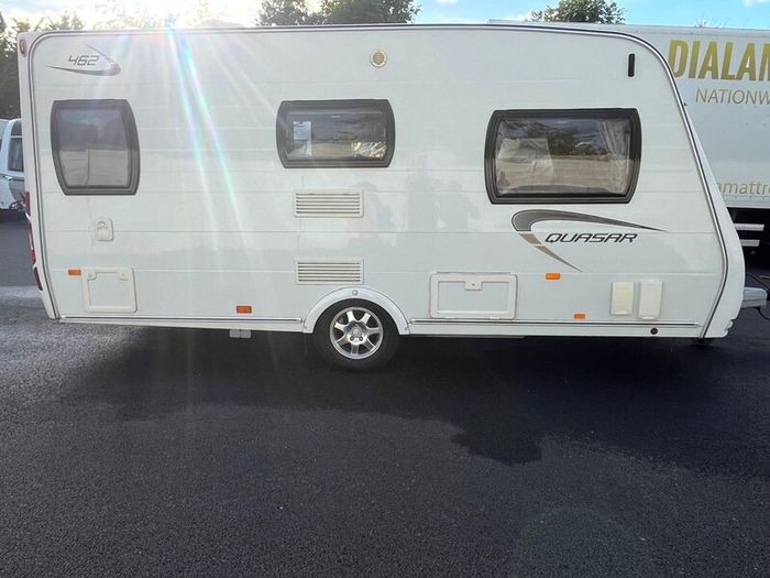 2012 Lunar Quasar 462- 2Berth