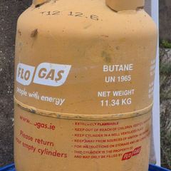 gas cylinders,  empty