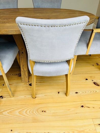Kitchen or dining room table and chairs