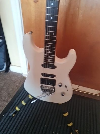 Charvel Charvette Mij Olympic white!