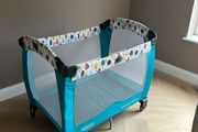 Travel cot