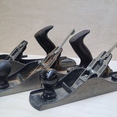 3 Bailey no.5 planes.
