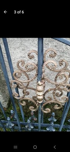 gate