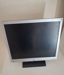 BenQ LCD monitor