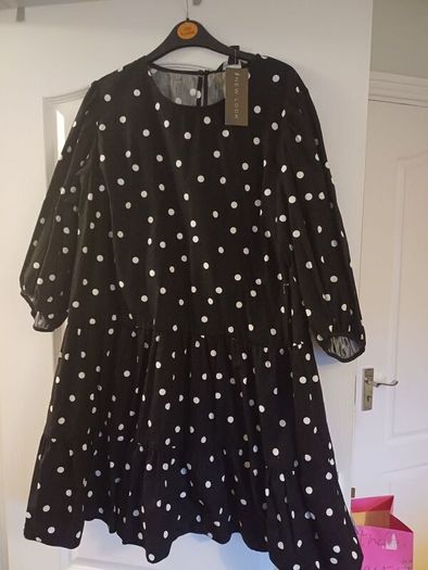 dress NEW