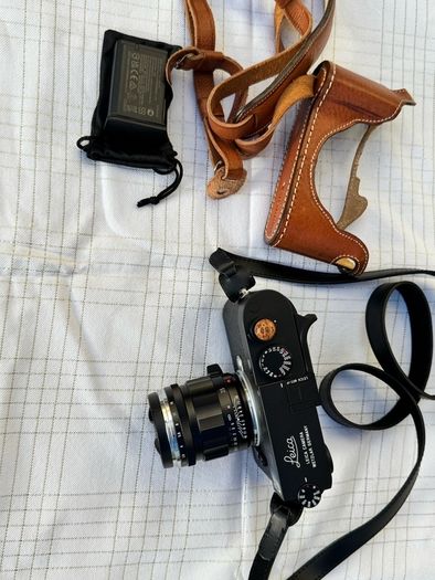 Leica M11-P  458 Shutter Count  Like New